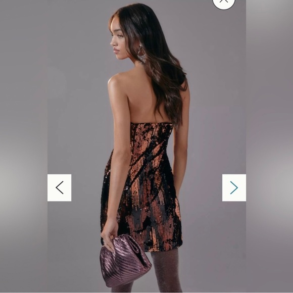 Anthropologie Strapless Sequin Mini Dress in Rose Gold, Black, & Rust Streak I 4 - Picture 3 of 10